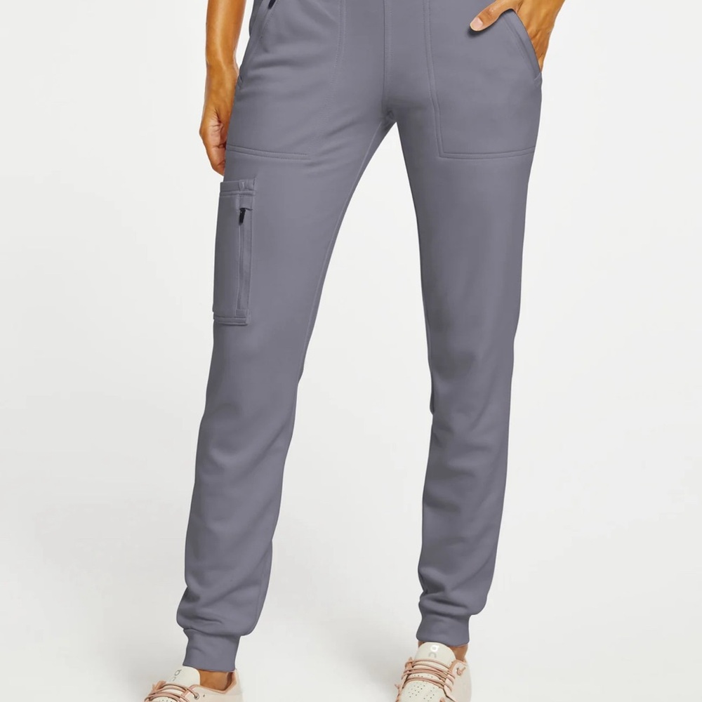 Jaanuu 10 pocket jogger scrub pants NWT Size M